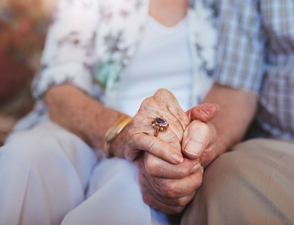 Den pflegenden Partner in den Fokus nehmen – Studie bestätigt Zusammenhang zwischen Zustand der pflegenden Angehörigen und Gesundheitszustand des Pflegebedürftigen